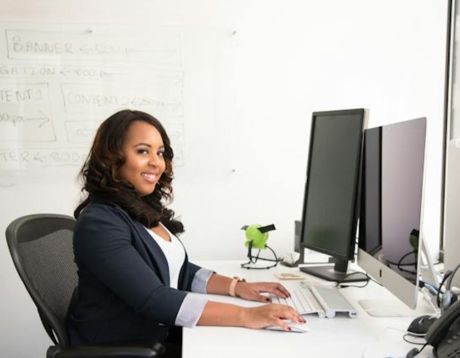 how a virtual assistant elevates your brand with stellar writing